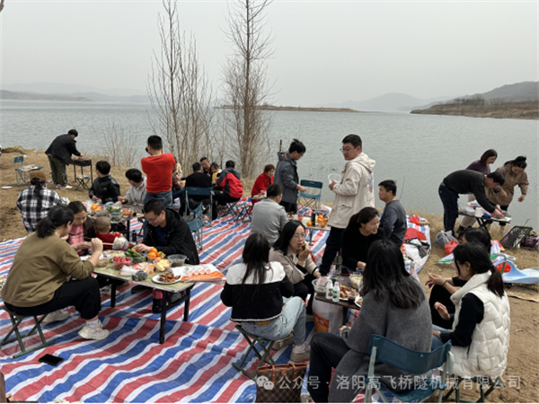 春日“趣”燒烤，不負好“食”光  公司開展部門團建活動